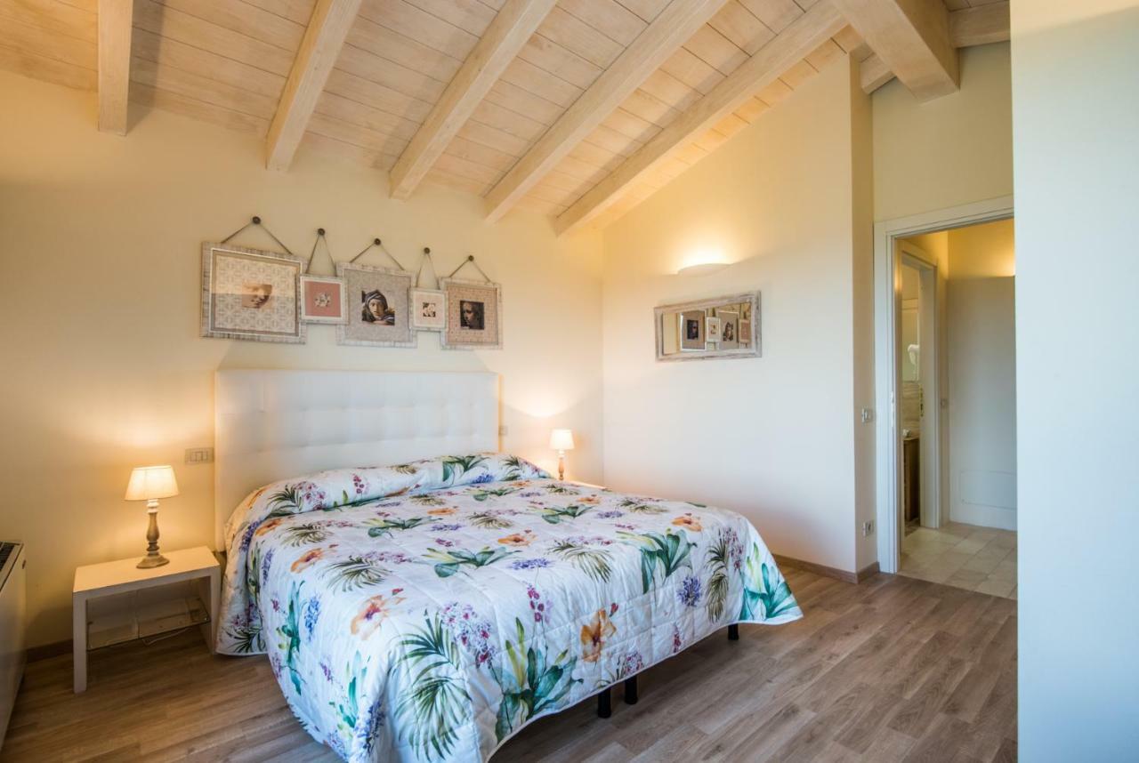 Casa Vacanze Squarcialupi Кастелина ин Шианти Экстерьер фото